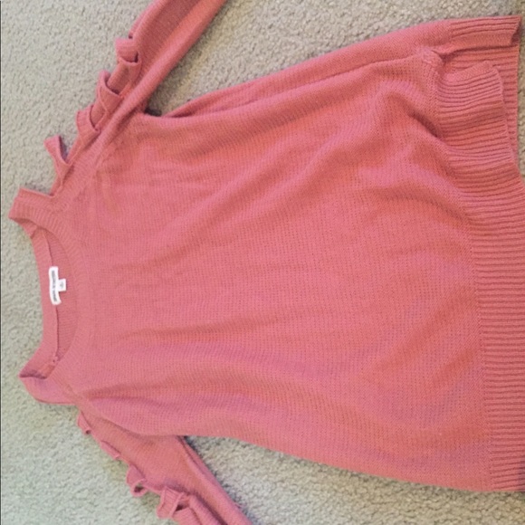 cold shoulder sweater - Picture 4 of 5